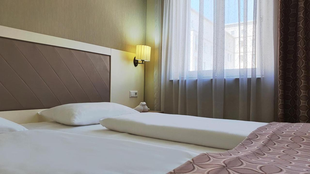 Hotel Atlas Halle Halle  Exteriör bild