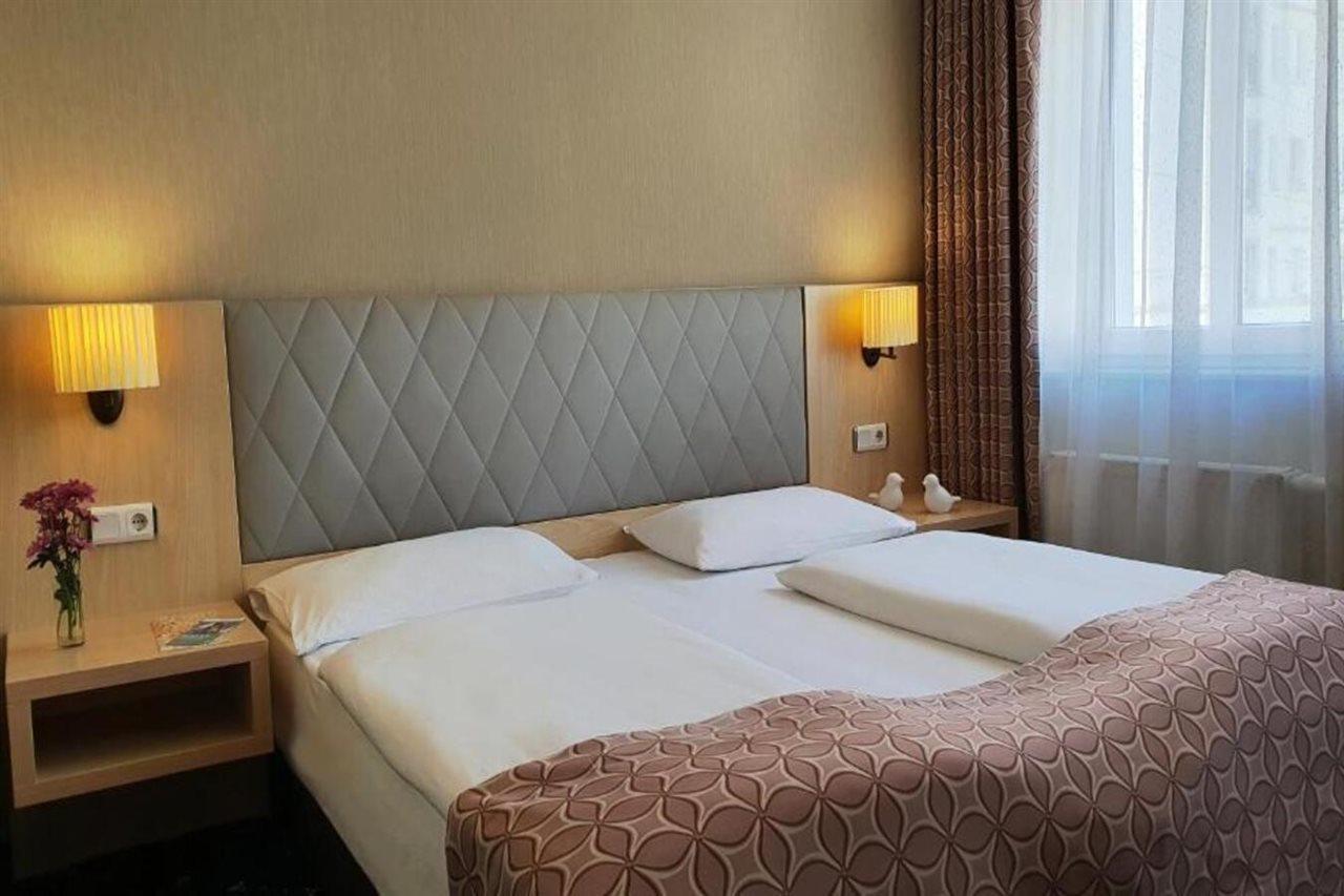 Hotel Atlas Halle Halle  Exteriör bild